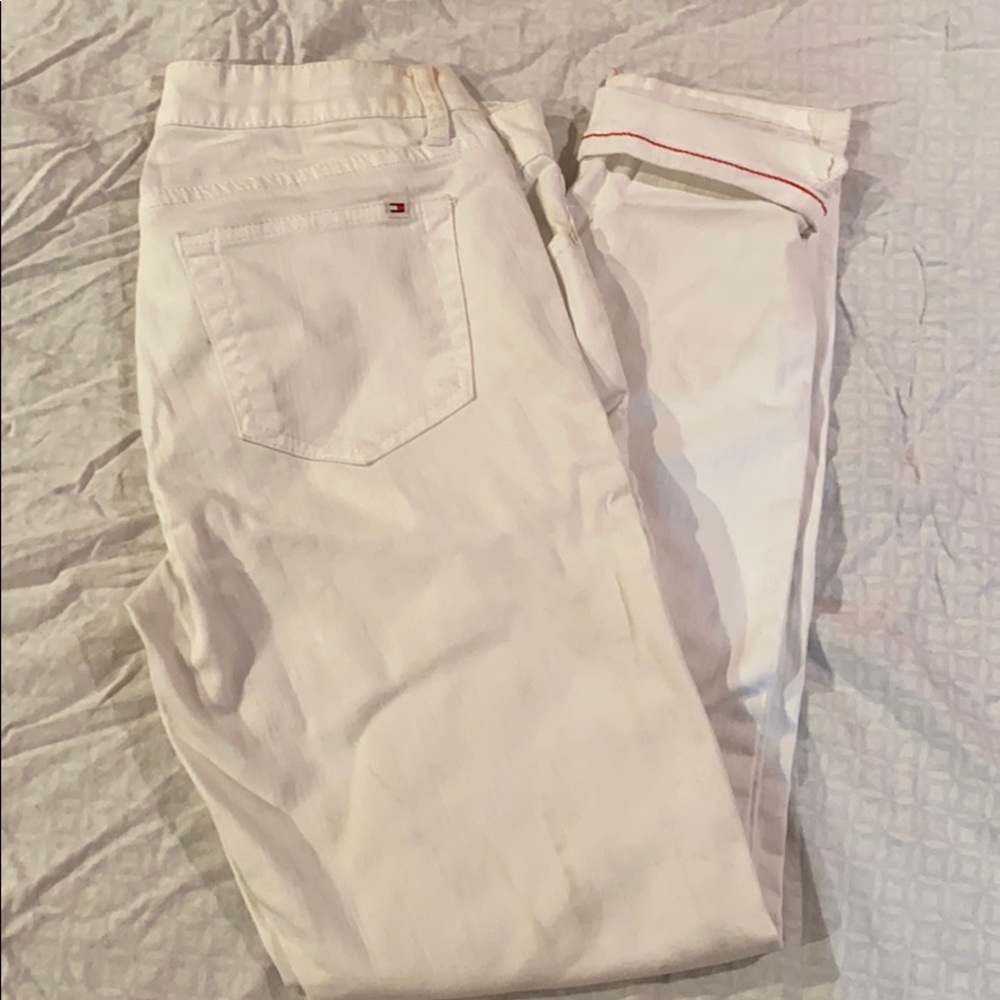White Tommy Hilfiger skinny jeans